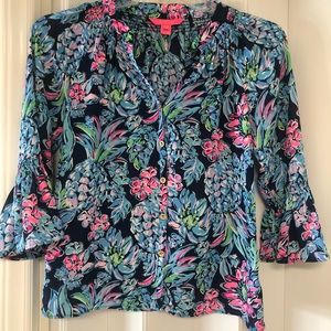 Lilly Pulitzer NWT Dakota blouse top High Tide Size XXS. Bell sleeves.